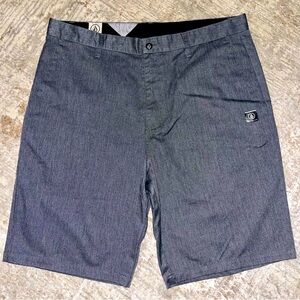 NWOT Men's 𝐕𝐨𝐥𝐜𝐨𝐦 𝐹𝑟𝑖𝑐𝑘𝑒𝑛 𝐶ℎ𝑖𝑛𝑜 𝑆ℎ𝑜𝑟𝑡 Sz 38